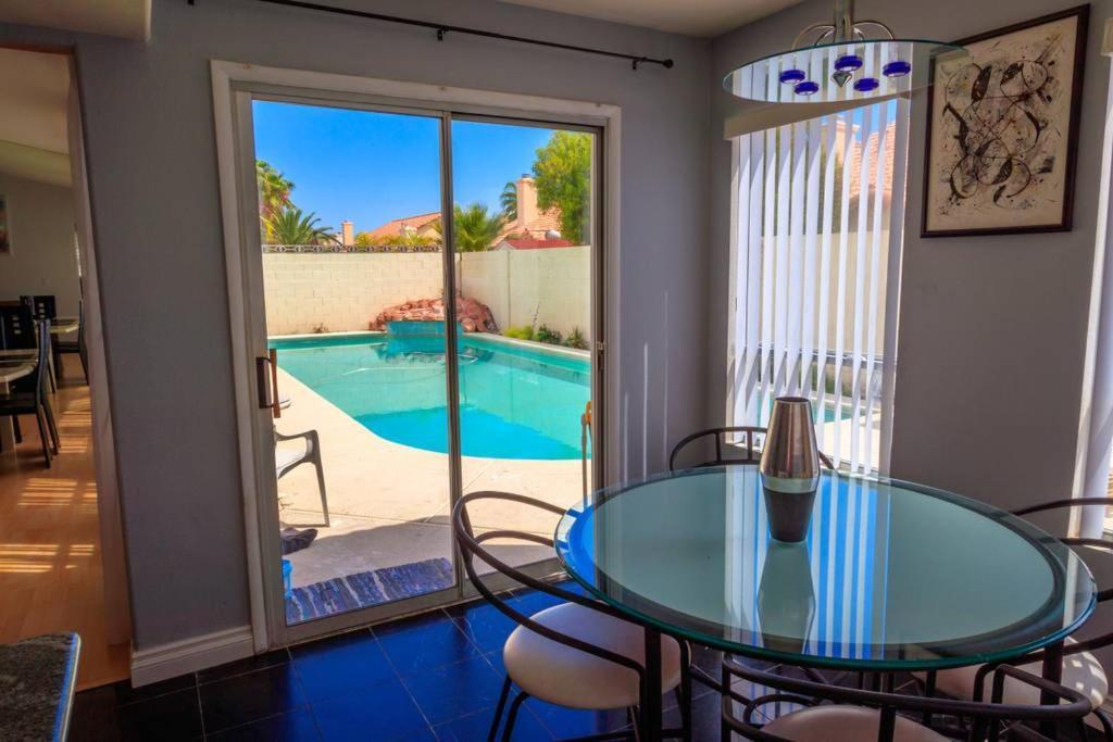 Luxury 1900 Sq Ft House Huge 46 Ft Pool & Hot Spa Las Vegas Dış mekan fotoğraf