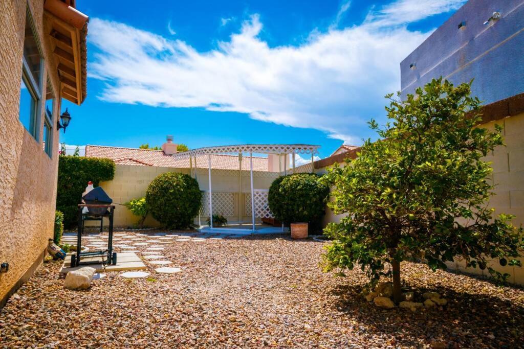 Luxury 1900 Sq Ft House Huge 46 Ft Pool & Hot Spa Las Vegas Dış mekan fotoğraf